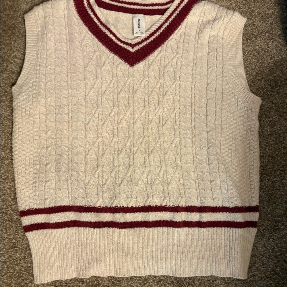Vintage Cream and Red Knit Sweater Vest Sz M